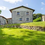 Casa Llanes Con Jardin - La Casa Del Gueelu Hontoria
