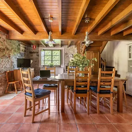 فيلة La Casa Del Gueelu - Tradicion Y Encanto En Llanes *