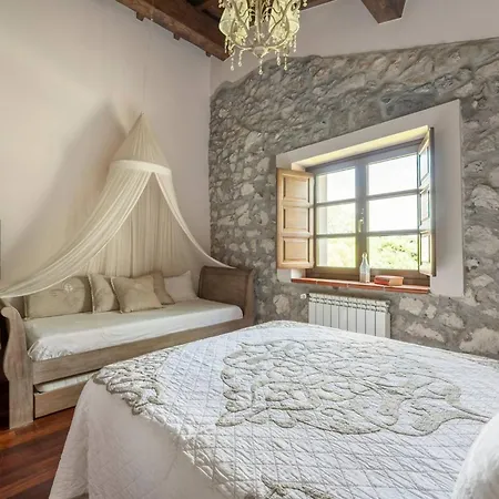 Villa Casa Llanes Con Jardin - La Casa Del Gueelu