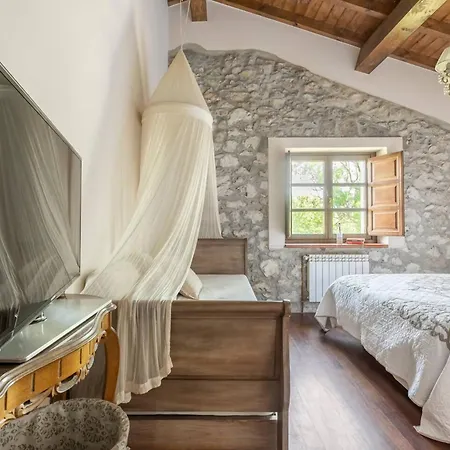 La Casa Del Gueelu - Tradicion Y Encanto En Llanes فيلة *