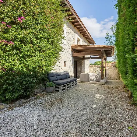 Villa Casa Llanes Con Jardin - La Casa Del Gueelu *