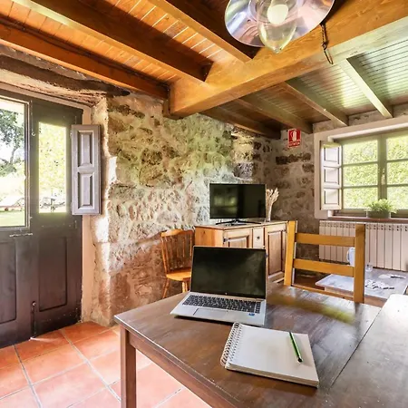 Casa Llanes Con Jardin - La Casa Del Gueelu *