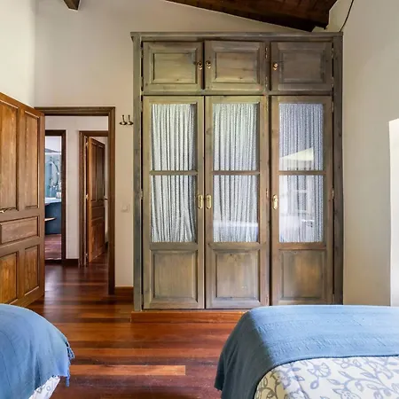 Villa Casa Llanes Con Jardin - La Casa Del Gueelu Hontoria